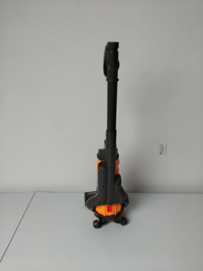 Aspirateur Dyson Ball Casdon Jouet 🧹 - photo numéro 4