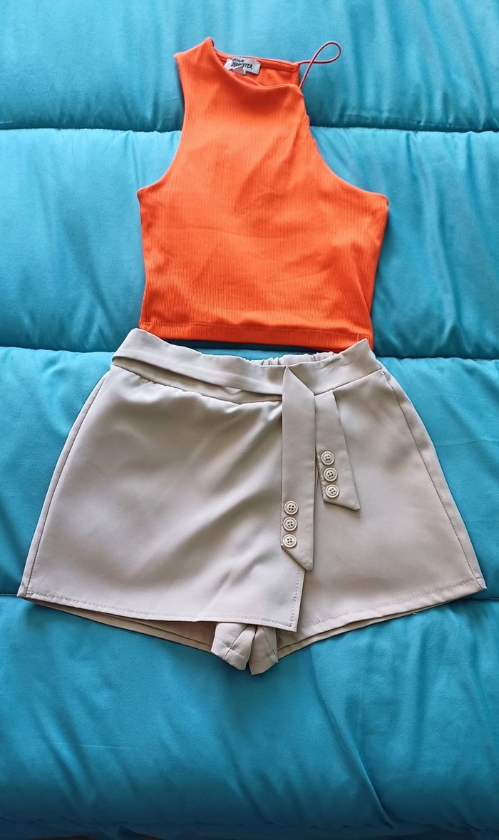 Lot débardeur et jupe short