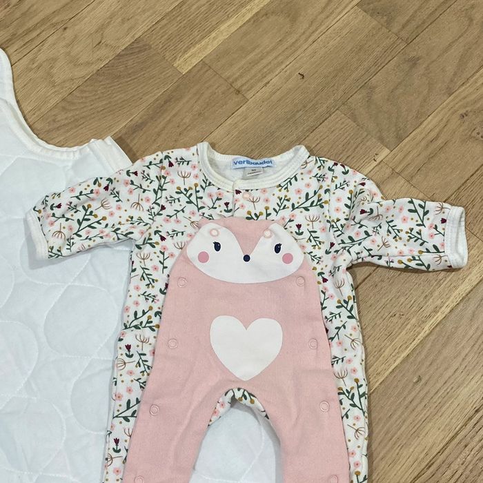 Lot naissance (gigotteuse et pyjama) - photo numéro 3