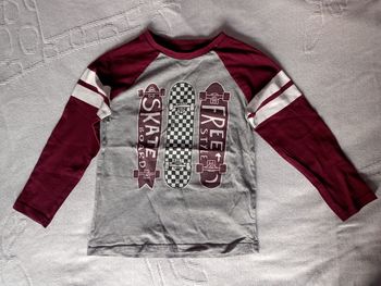 Tee-shirt manches longues gris bordeaux garçon 5 ans Vertbaudet
