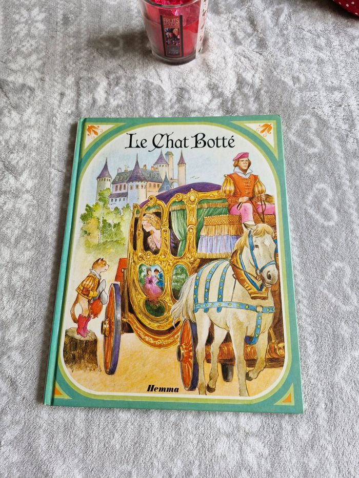 Livre "Le chat botté"