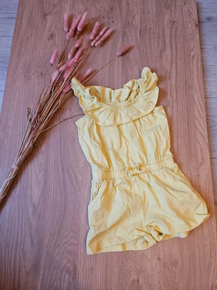 Combi short jaune col orchestra 4 ans