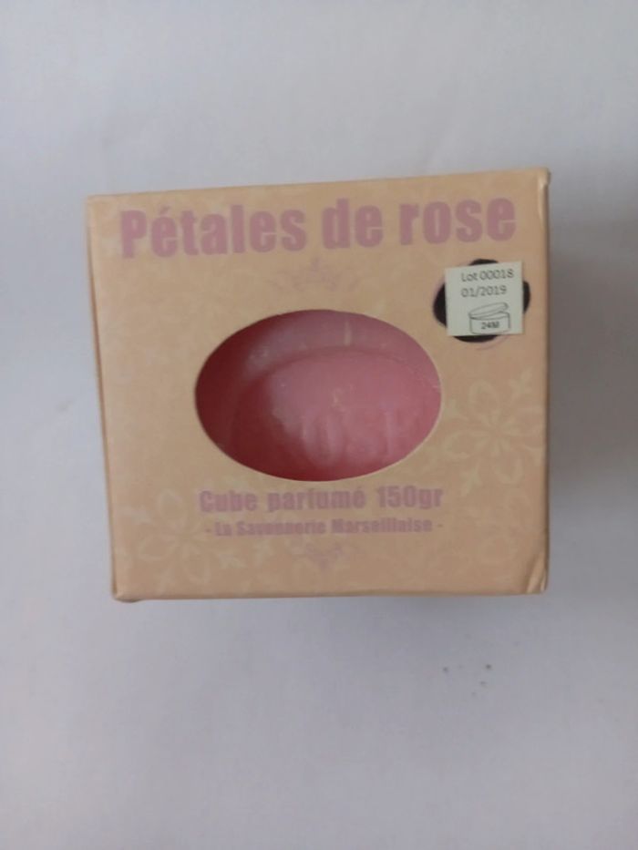 Savon 150g pétale de rose - photo numéro 2