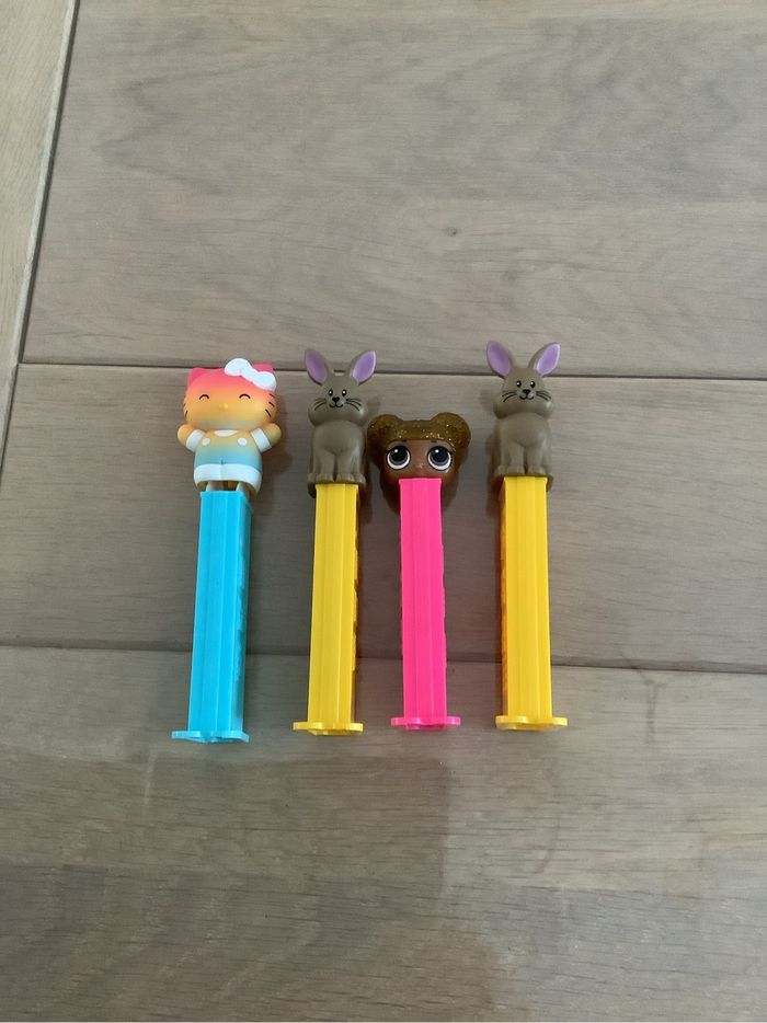 Lot 4 Pez