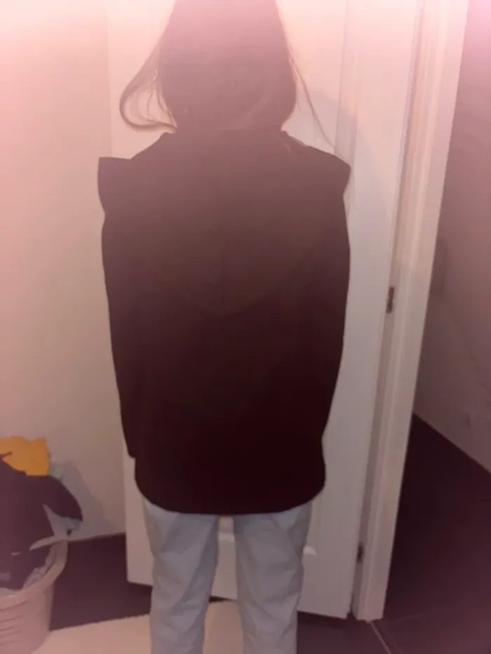 Veste à capuche noir - photo numéro 2
