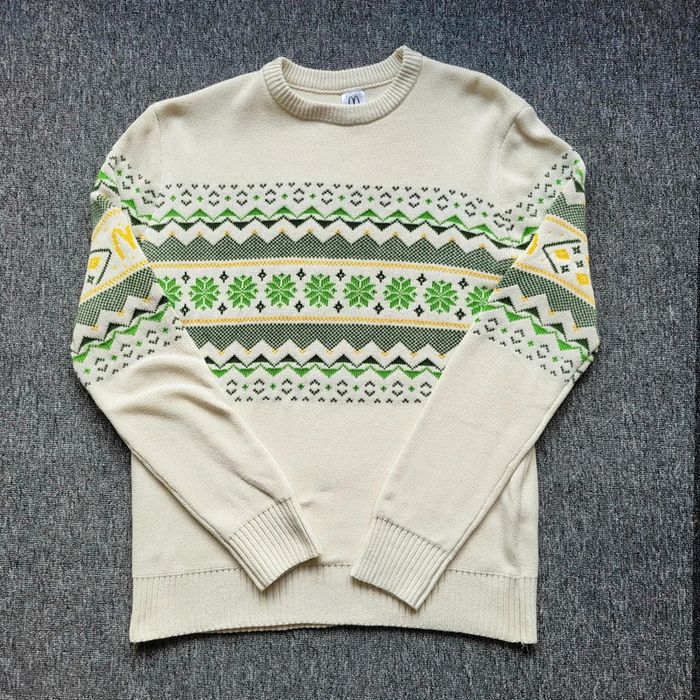 Pull McDonald's édition limitée 2023 – taille M – motif flocons vert jaune blanc – rare équipier - photo numéro 3