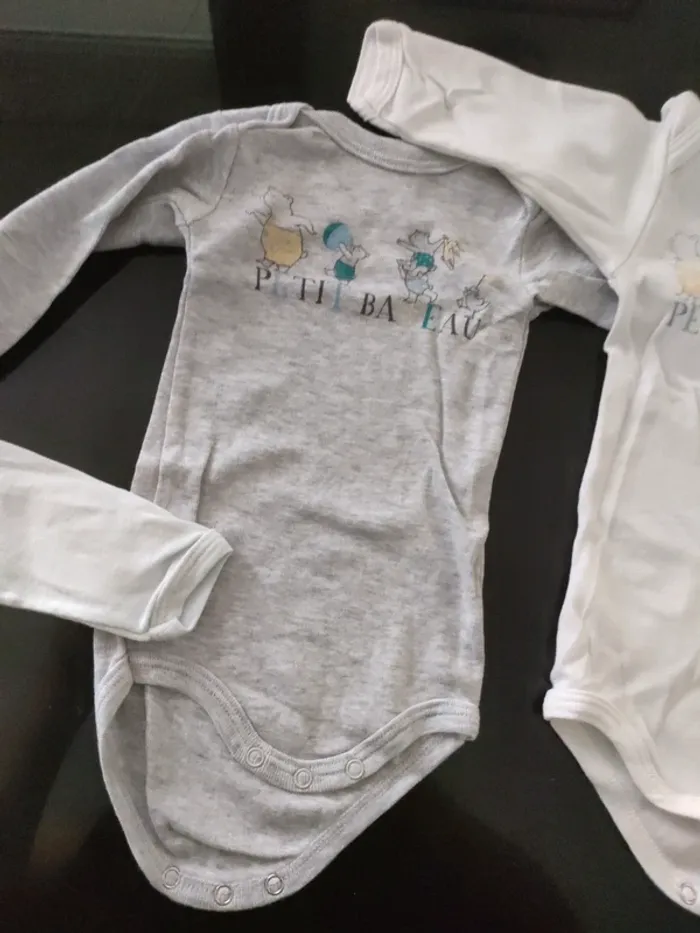 Eau de 3 body petit bateau 3 mois - photo numéro 5