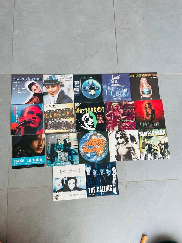 Lot cd 2 titres single dance 90’s 2000