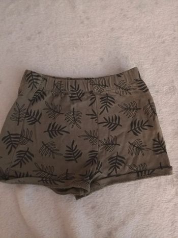 Short 3 ans