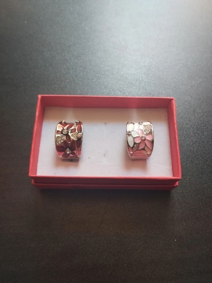 Lot de 2 bagues fleurs avec coffret - photo numéro 2