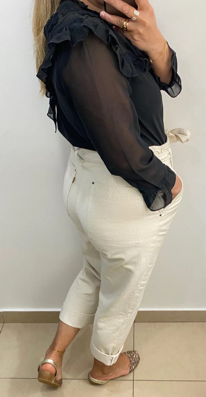 Blouse brodée avec volant - photo numéro 6