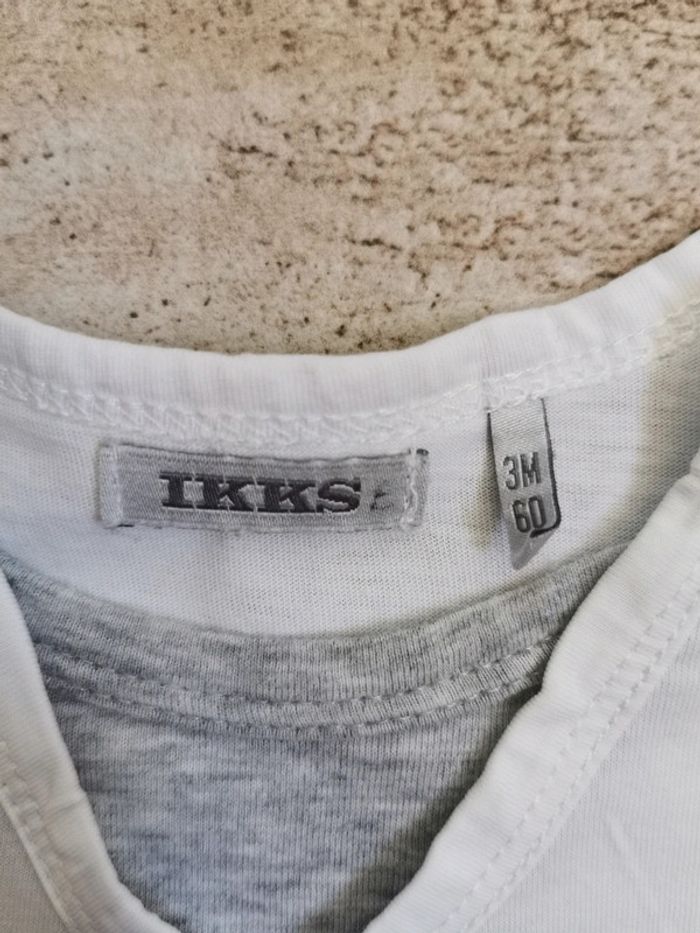🌺Ikks teeshirt blanc et gris 3mois - photo numéro 2