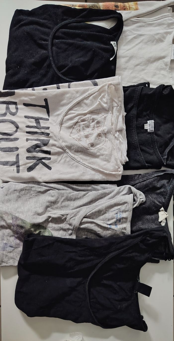 Lot de 7 haut, S-M, 
4 débardeurs, 3 t-shirts - photo numéro 2