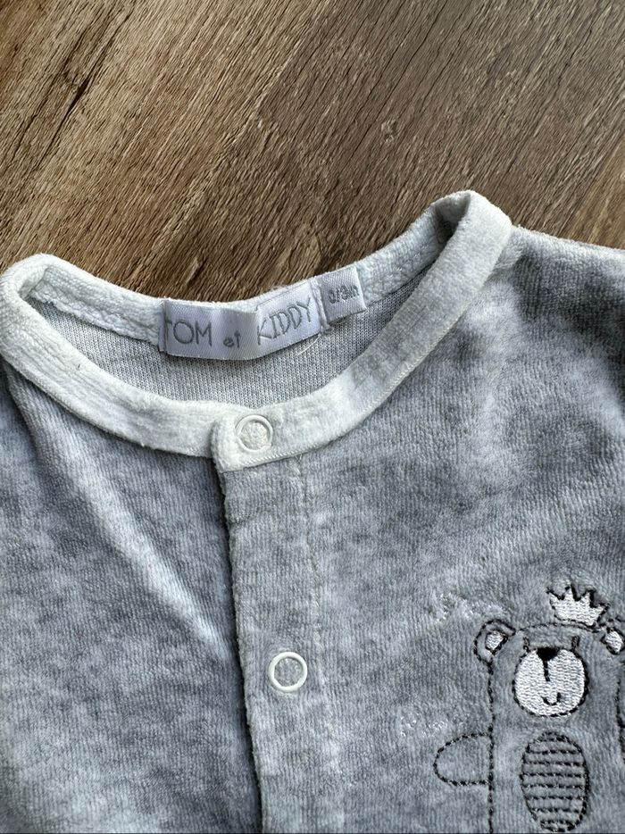 - Gilet Tom et Kiddy - 0/3 mois  - Très bon état - photo numéro 2
