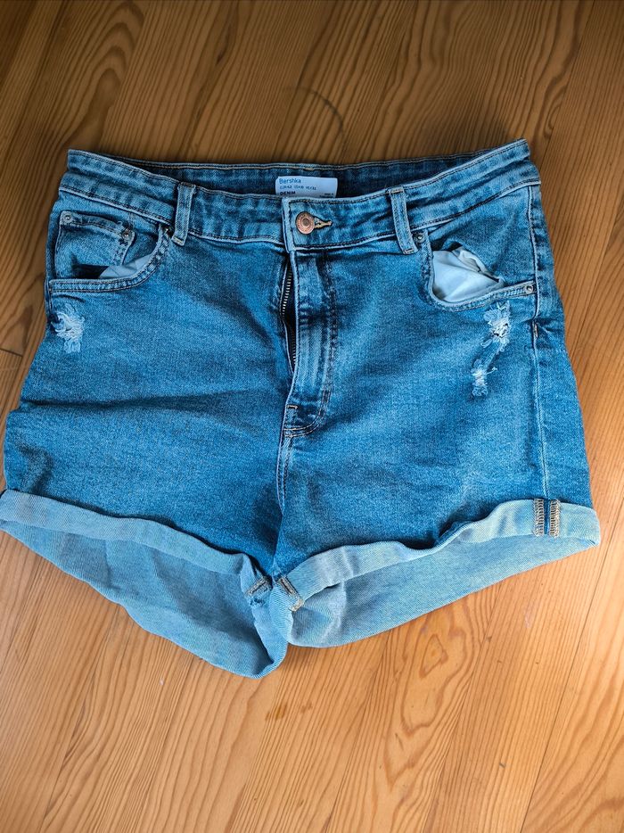Short jeans