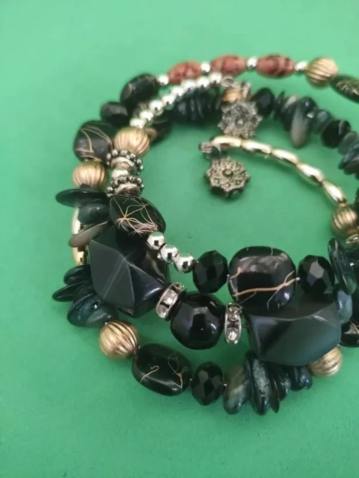 Bracelet Perles noir et doré