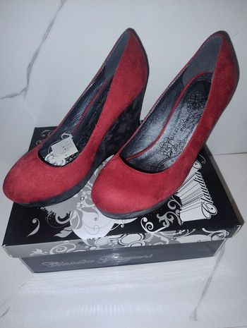 Claudia ghizzani chaussures pour femme escarpin (taille 37, 38, ou 39)