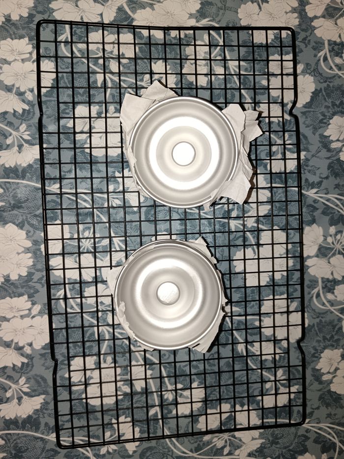 Grille de refroidissement et moules à donuts - photo numéro 3