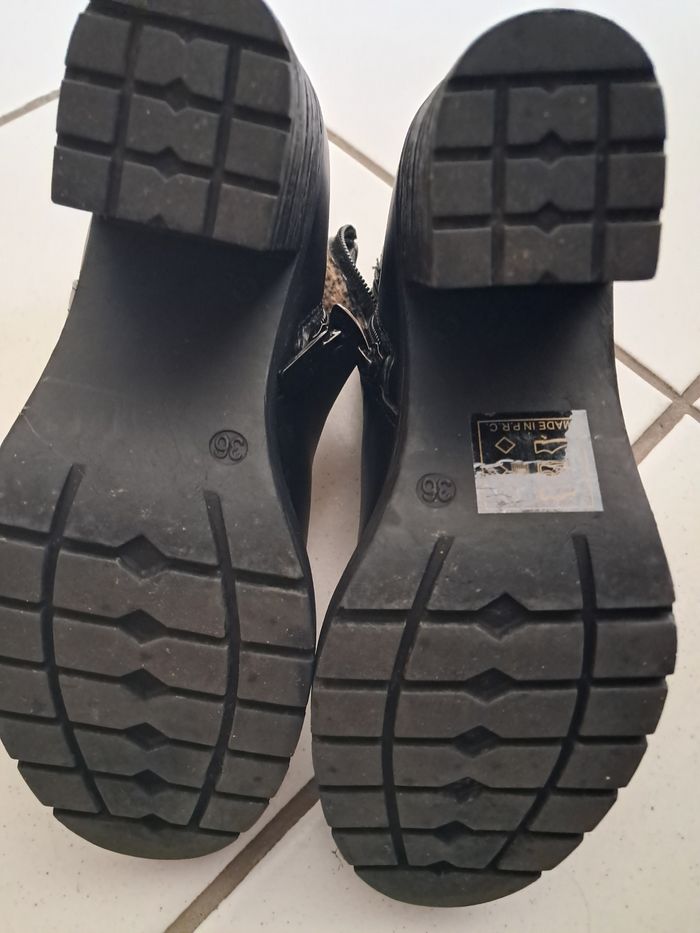 Bottines noires à boucles pointure 36 - photo numéro 7