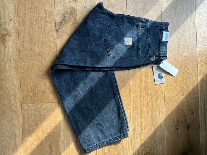 Pantalon Carhartt Brandon Pant denim noir – neuf avec étiquette