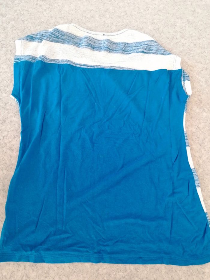 T shirt rayé bleu blanc - photo numéro 3