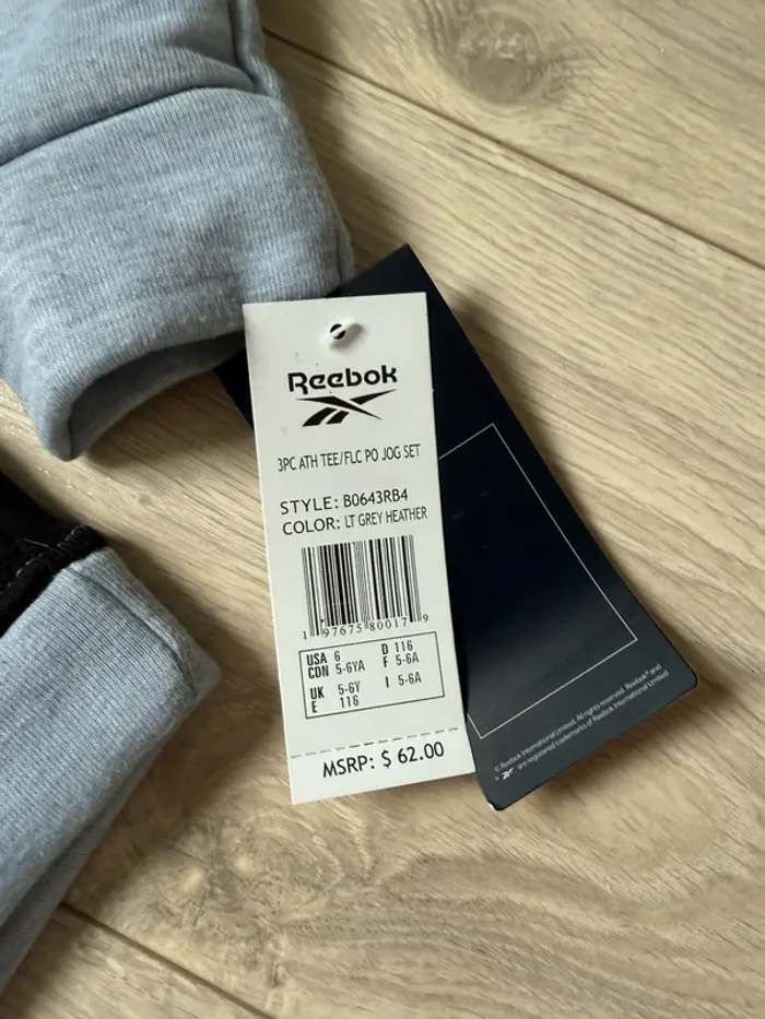Ensemble reebook - photo numéro 2