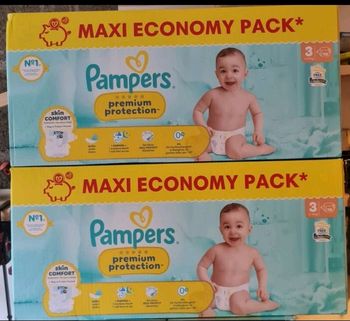 2 cartons couches Pampers premium taille 3