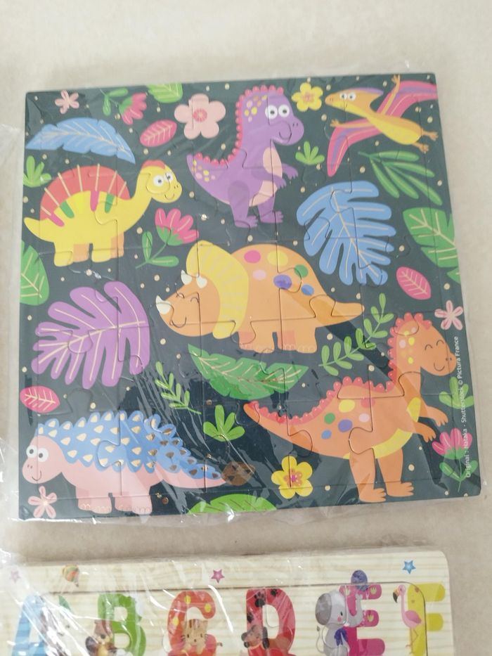 Puzzles enfants très colorés en bois images de bulldozer voiture alphabet chiffre+ dinosaures - photo numéro 5