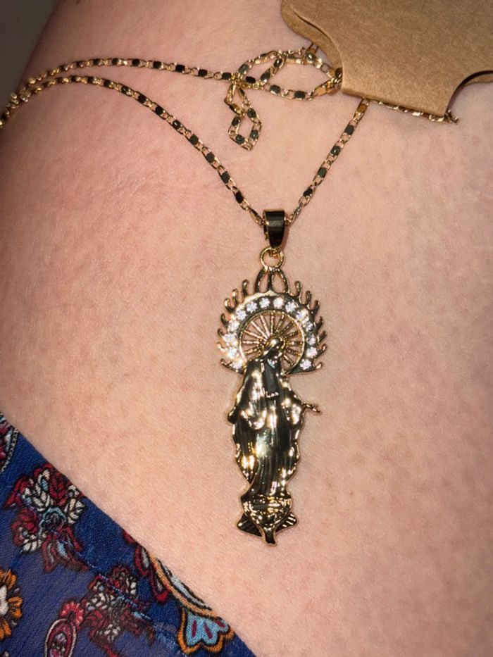 Collier pendentif vierge Marie - photo numéro 3