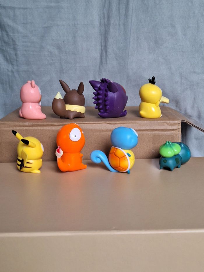 Lot de 8 figurines Pokémon rigolotes Ectoplasma, Salamèche, Carapuce, Bulbizarre, Pikachu, Évoli - photo numéro 4