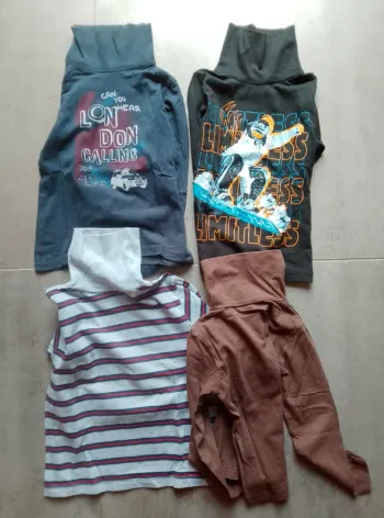 Lot de 4 t-shirts à col roulé - Garçon 5 ans
