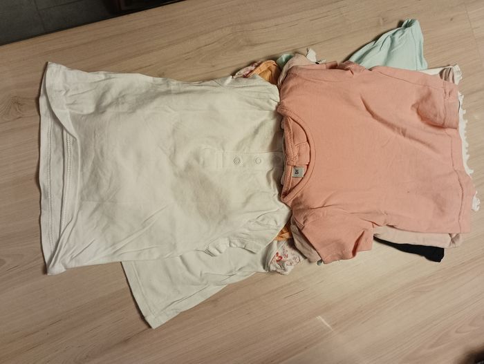 Lot de 8 hauts manche courte - photo numéro 4