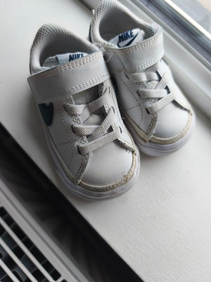 Baskets nike - photo numéro 3