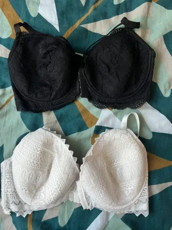 Lot de 2 soutiens gorge neuf Shein 105F