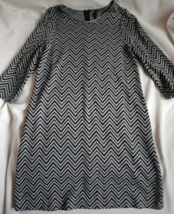 Robe pull zébrée