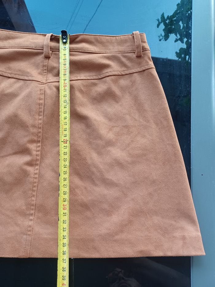 Mini jupe femme zara en daim marron M très bon état - photo numéro 7