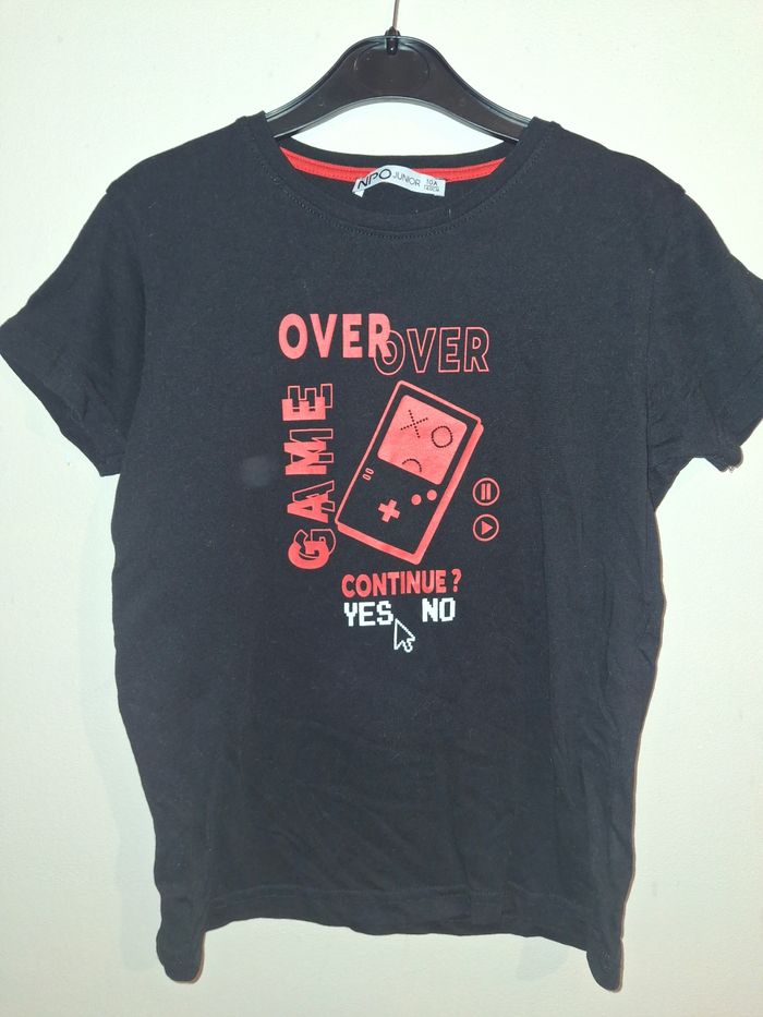 Tee shirt