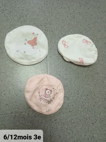 Lot chapeaux bérets