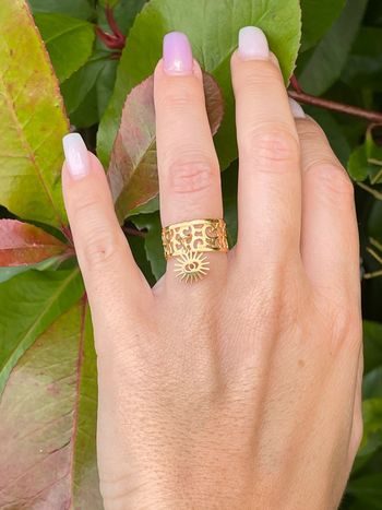 Bague large ajourée dorée en acier inoxydable de haute qualité hypoallergénique et réglable