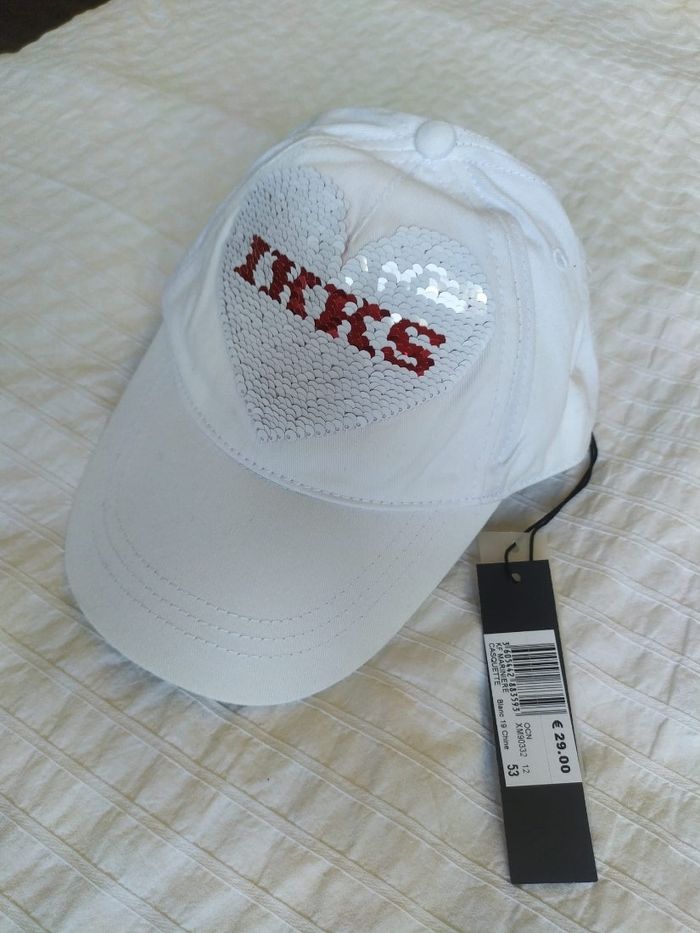 Casquette IKKS Paris à sequins 8 9 10 ans neuve - photo numéro 2