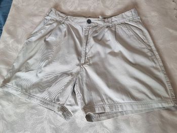 Short homme. T.40.