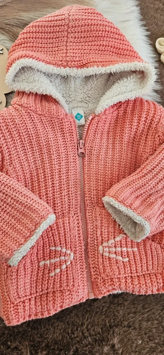 Gilet chaud moltoné 18 mois fille - photo numéro 2