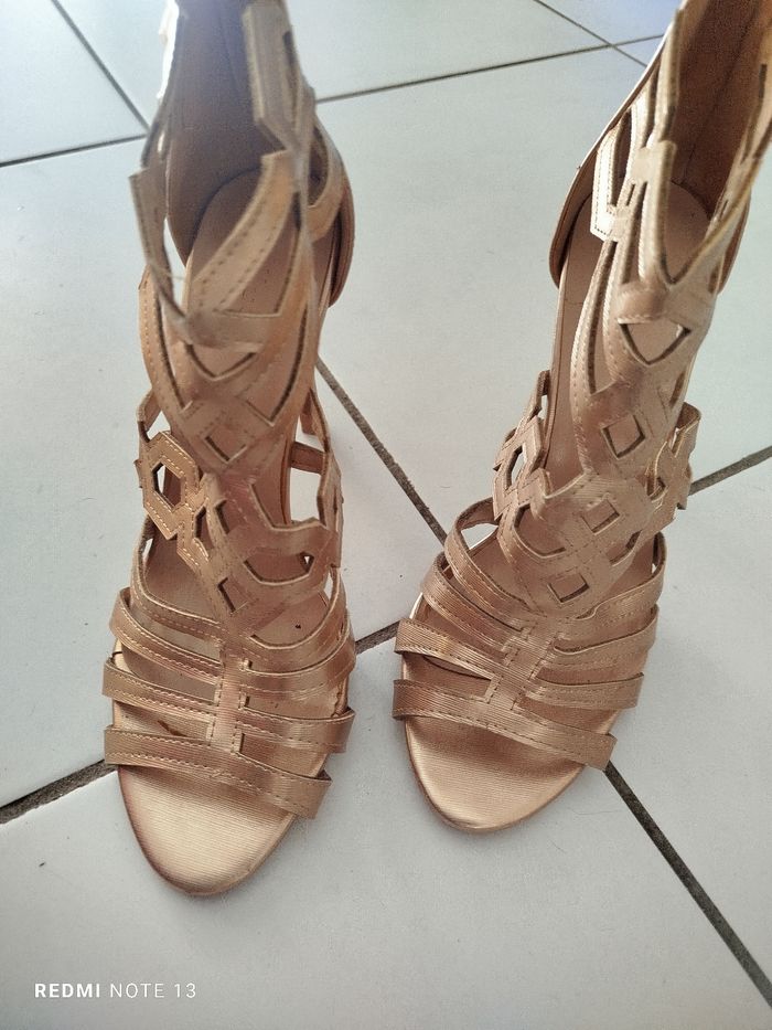 #kytie39chaussurefemme. Chaussures a talons taille 39 - photo numéro 7