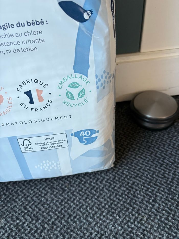 Un lot de deux packs de couches Biolane Taille 5 11-25 kg 40 couches X 2 - photo numéro 4