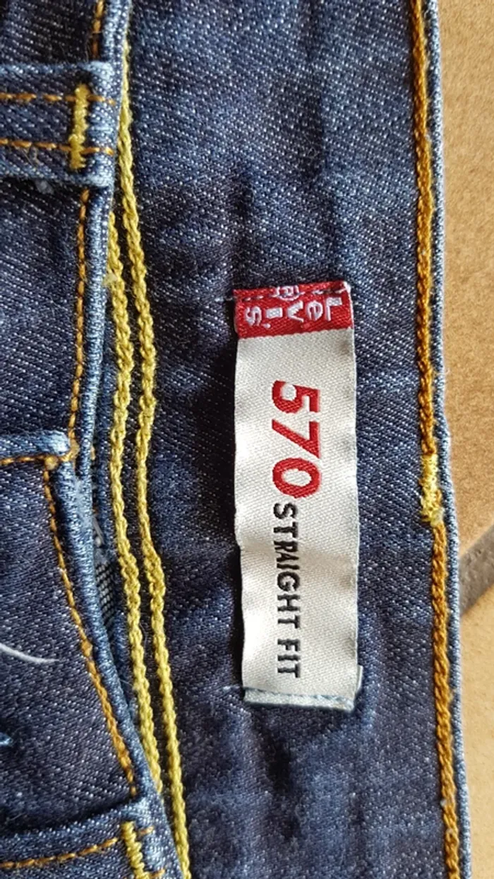 Jean Levis 570 - photo numéro 2