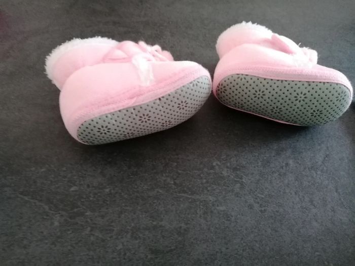 Pantoufle bébé - photo numéro 3