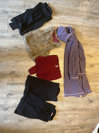 Lot vêtements fille 8 ans