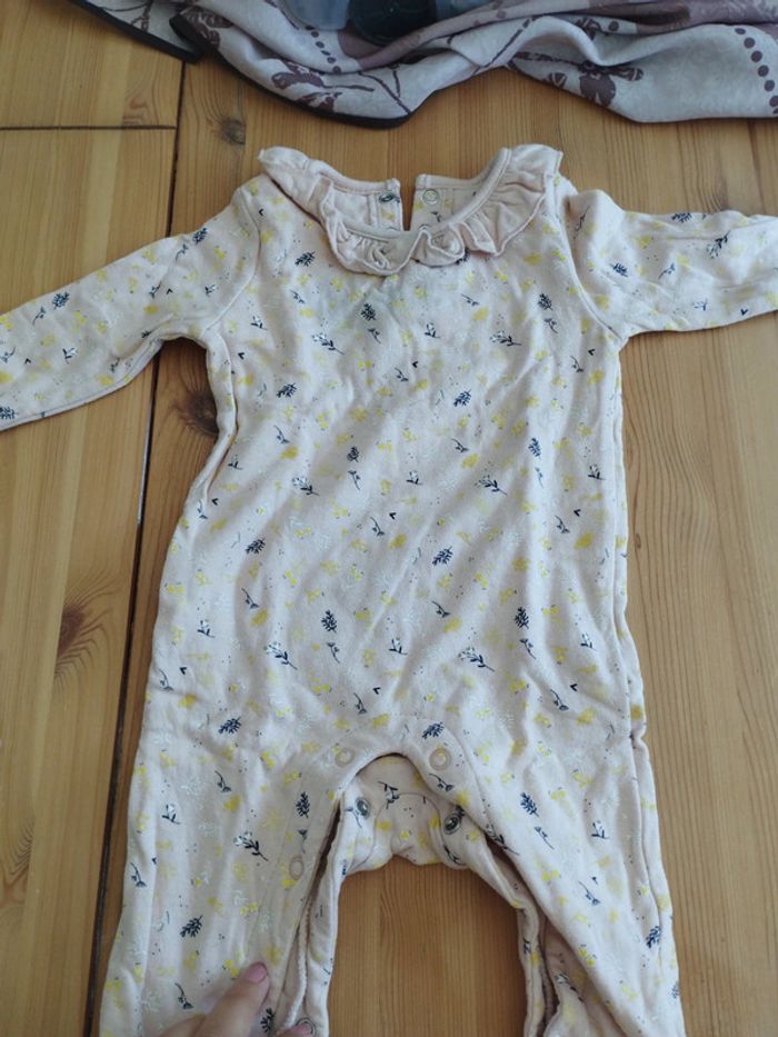 3 pyjamas 6 mois - photo numéro 3