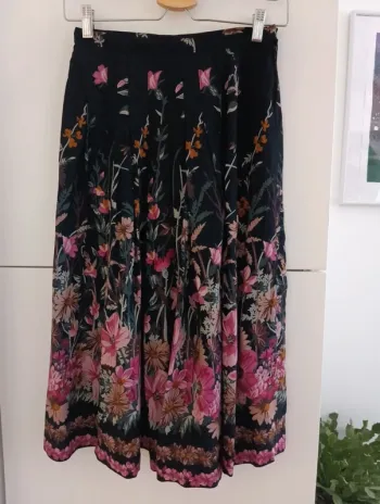 Jupe vintage longueur midi à fleurs handmade