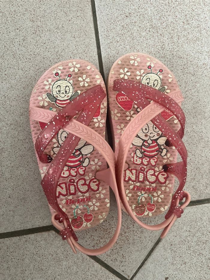 Paire de chaussures été ou plage pointure 26 / 27 - photo numéro 5